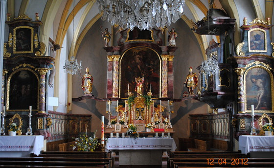 Die Kirche zum hl. Petrus und hl. Paulus