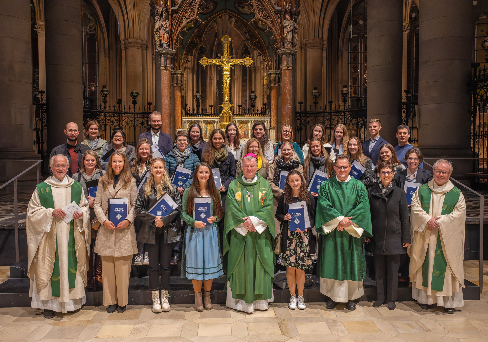 Gruppenfoto Sendungsfeier der Religionslehrer:innen