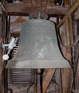 1408 kg schwer, 132 cm Durchmesser (eine der größten Glocken im Almtal) Schutzglocke aller heimgekehrten, gefangenen und gefallenen Pettenbacher der beiden Weltkriege