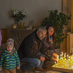 Frieden - Schalom war das Thema der Nacht der 1000 Lichter in der Pfarre Kirchdorf an der Krems. 