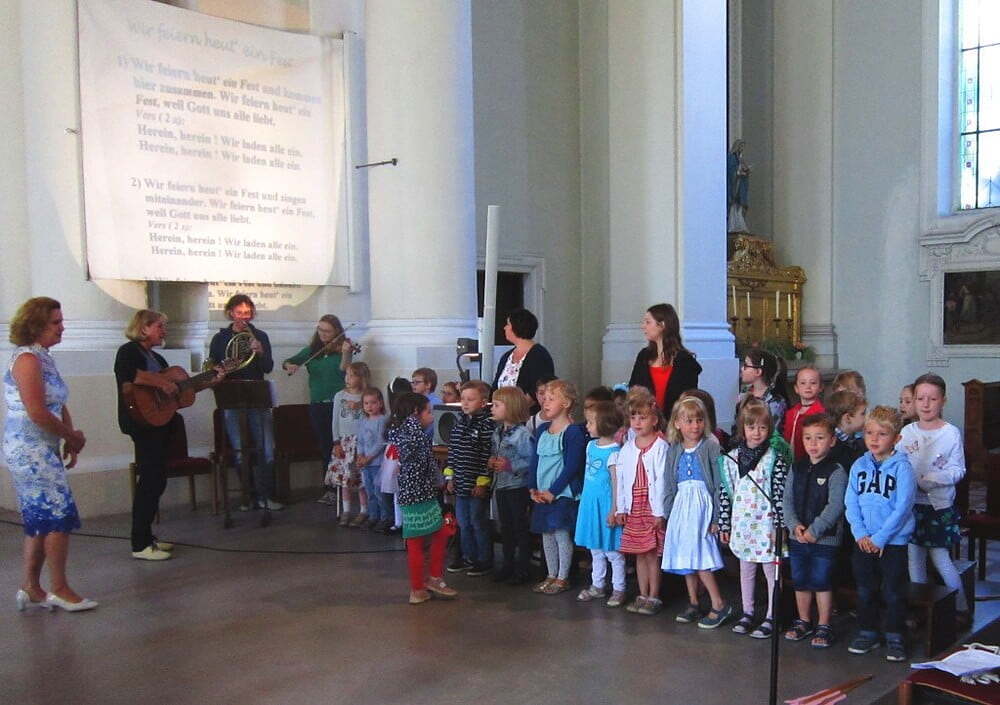 Dankgottesdienst und Sommer-Frühschoppen mit Spielefest / © Christian Koller Sonntag, 1. Juli 2018