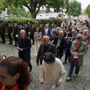 Gemeinsame Prozession von Marcel Callo und St, Quirinus