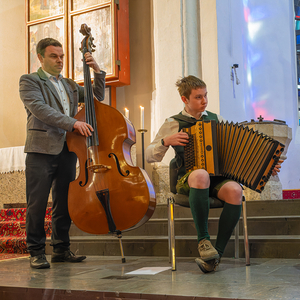 Familie Renhardt umrahmte den Gottesdienst musikalisch.