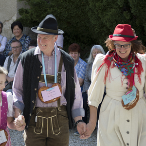 Benefizmarkt der Goldhaubenfrauen