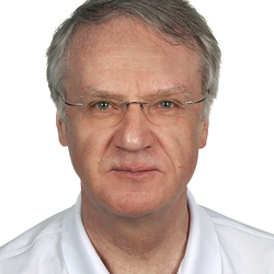 Mag. Dr. Andreas Hinterholzer