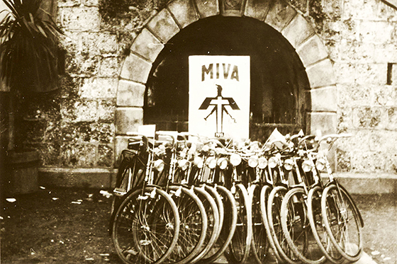 Erste MIVA-Fahrräder 1949.