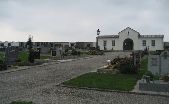 Friedhof Details