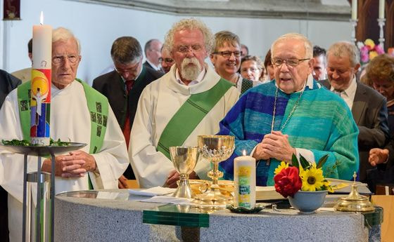 V. l.: Pfarrer Dr. Eduard Röthlin, Diakon Walter Ortner und Bischof em. Dr. Maximilian Aichern