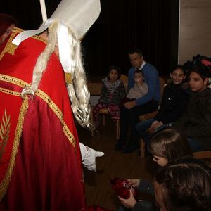 Nikolausbesuch in St. Quirinus