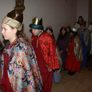 St. Quirinus und die Sternsinger während der Messe