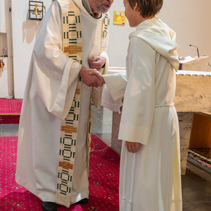 Am Christkönigs-Sonntag wurden in der Pfarrkirche Kirchdorf an der Krems beim Sonntagsgottesdienst neue MinistrantInnen aufgenommen