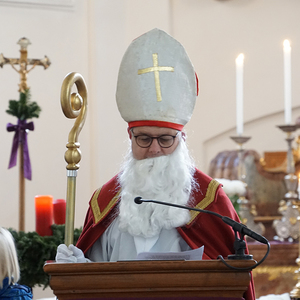 Nikolaus-Gottesdienst mit Ministrant:innenaufnahme