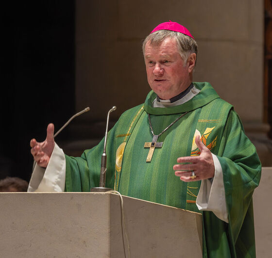 Bischof Manfred Scheuer gab den Religionslehrer:innen seinen Segen mit auf den Weg.