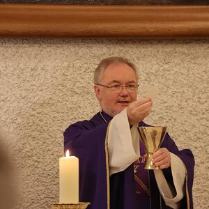 Messe in St. Quirinus und nach der Sternwallfahrt in Auwiesen