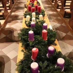 St, Quirinus feiert den Advent