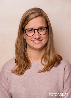 Stefanie Schrattenecker