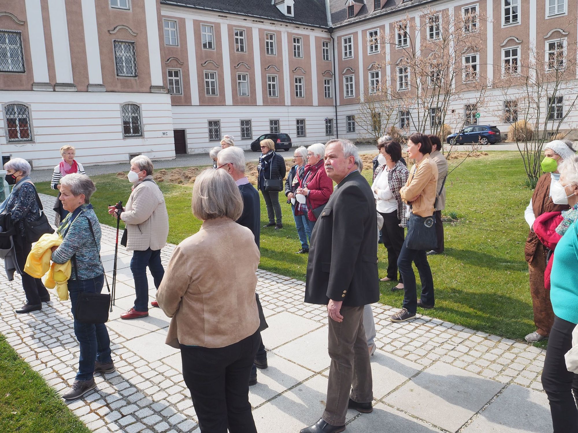 Führung mit Abstand