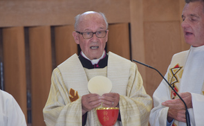 Steyr Ennsleite: Diamantenes Priesterjubiläum von Ernst Pimmingstorfer