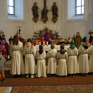 Nikolaus-Gottesdienst mit Ministrant:innenaufnahme