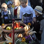 Kindergartenkinder bei der Erntedankfeier