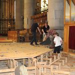 Start der Ausräumarbeiten im Mariendom Linz