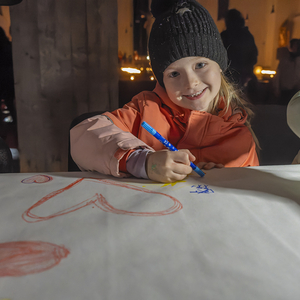 Frieden - Schalom war das Thema der Nacht der 1000 Lichter in der Pfarre Kirchdorf an der Krems. 