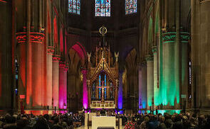 Anlässlich 100 Jahre Mariendom fand am 24. November 2024 ein Benefizkonzert des Landesjugendblasorchesters im Mariendom statt.