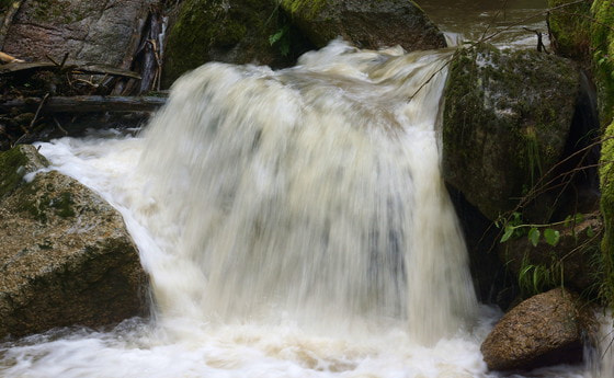 Wasserfall im Pesenbachtal. © Roland Lengauer                   