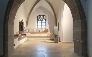 Sierning Pfarrkirche Hl. Stephanus, Gedenkort, LUCY.D, 2013