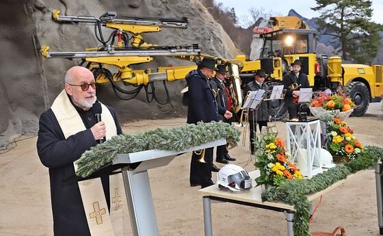 Tunnelanschlag / Marion und Reinhard Hörmandinger