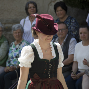 Benefizmarkt der Goldhaubenfrauen