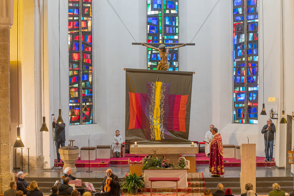 Karfreitagsliturgie in der Pfarrkirche