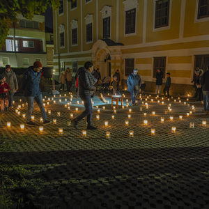 Frieden - Schalom war das Thema der Nacht der 1000 Lichter in der Pfarre Kirchdorf an der Krems. 