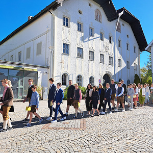 Festzug in die Kirche