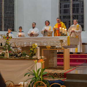 Die Feier der Osternacht in der Pfarre Kirchdorf/Krems.