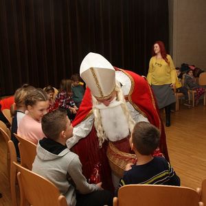 Nikolausbesuch in St. Quirinus