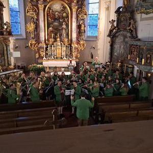 Wie jedes Jahr umrahmte die TMK Kirchberg den Gottesdienst zu Maria Empfängnis musikalisch. Herzlichen Dank dafür!