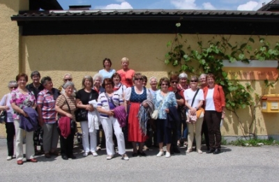 Die Katholische Frauenbewegung besucht das Kloster Gut Aich