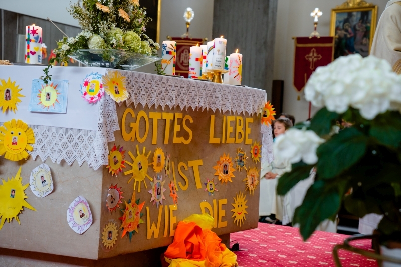 Altar bei der Erstkommunion