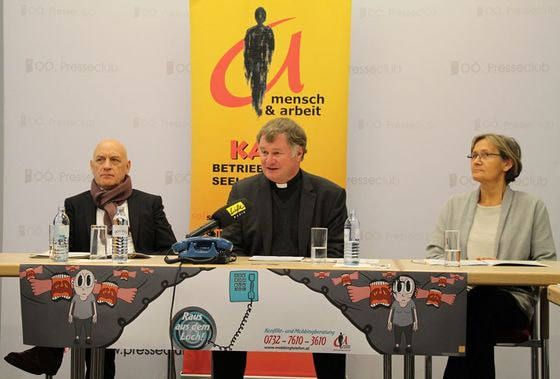 DI (FH) Karl-Heinz Hellinger, Bischof Dr. Manfred Scheuer und Mag.a Anna Wall-Strasser.