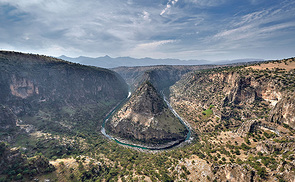 Den unbeschilderten Weg zum Dore Canyon muss man selbst finden. Die Natur hält im milden Kurdistan viele Schätze bereit.