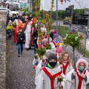 Palmprozession und Heilige Messe