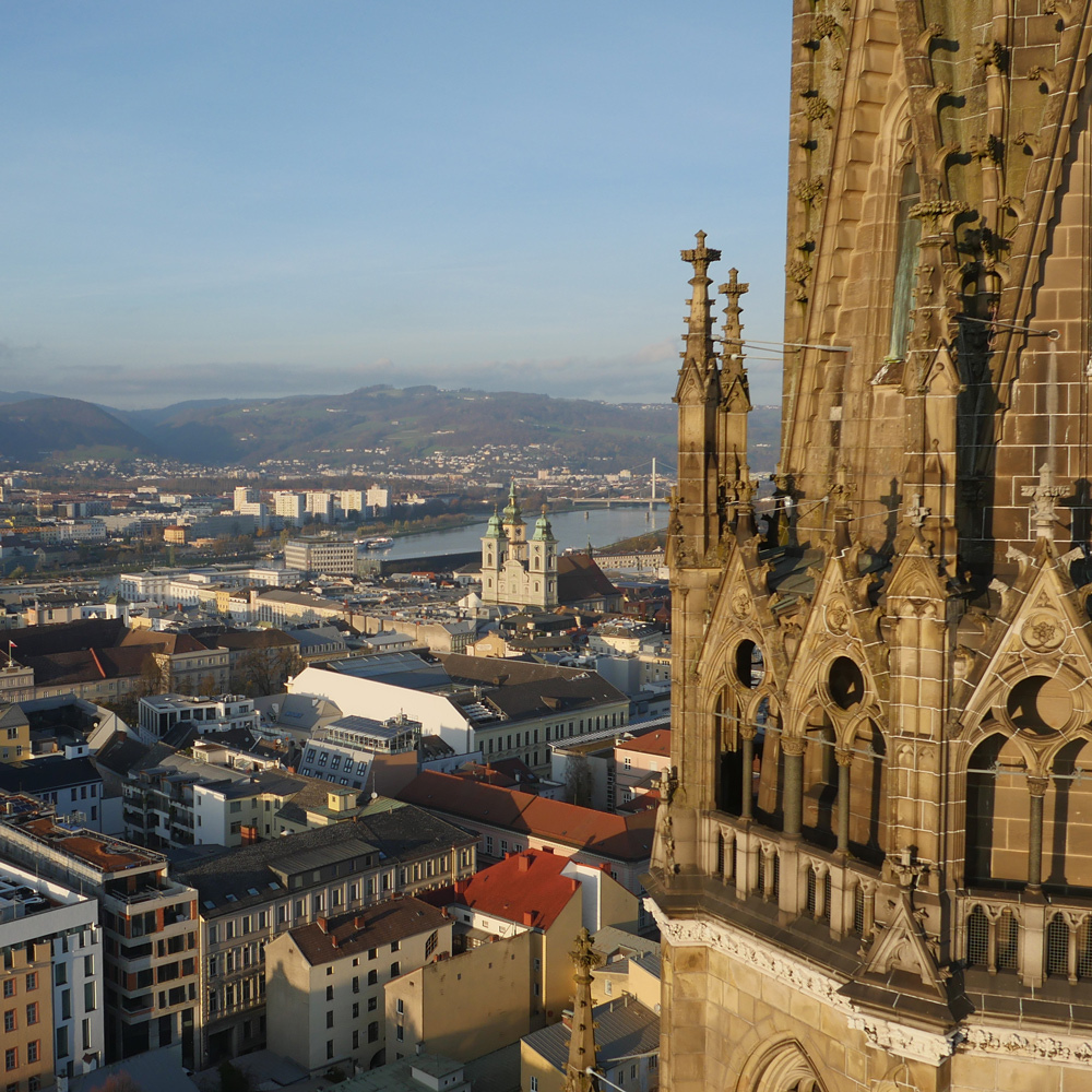 Blick von der Türmerstube des Mariendoms Linz