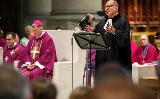 Gedenkworte von Superintendent Gerold Lehner / © Diözese Linz / Hermann Wakolbinger Gedenkworte von Superintendent Gerold Lehner