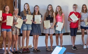 SchülerInnen des Realgymnasiums Lambach ausgezeichnet