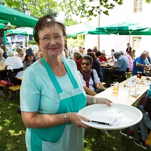 Viele Helfer:innen am Pfarrfest