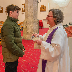 Aschermittwoch in der Pfarre Kirchdorf mit Pastoralassistentin Susanne Lammer und Erni Stöckmüller