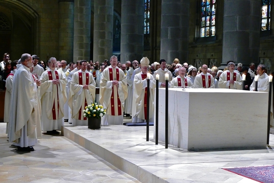 Gottesdienst zur Diakonenweihe im Linzer Mariendom