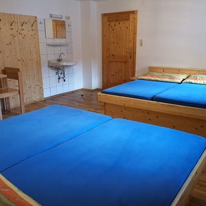 4-Bett-Zimmer