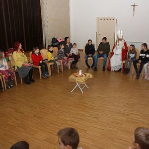 Nikolausbesuch in St. Quirinus